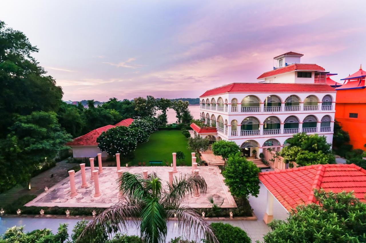 Saptapuri By Royal Orchid Hotels Limited Varanasi Bagian luar foto